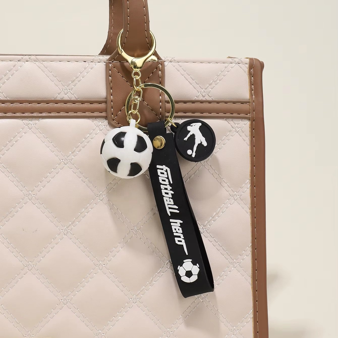 Football Keychain Pendant Soccer Key Ring Fan Souvenirs Car Key Chains Bag Phone Sports Gift Pendant Accessories car accessory