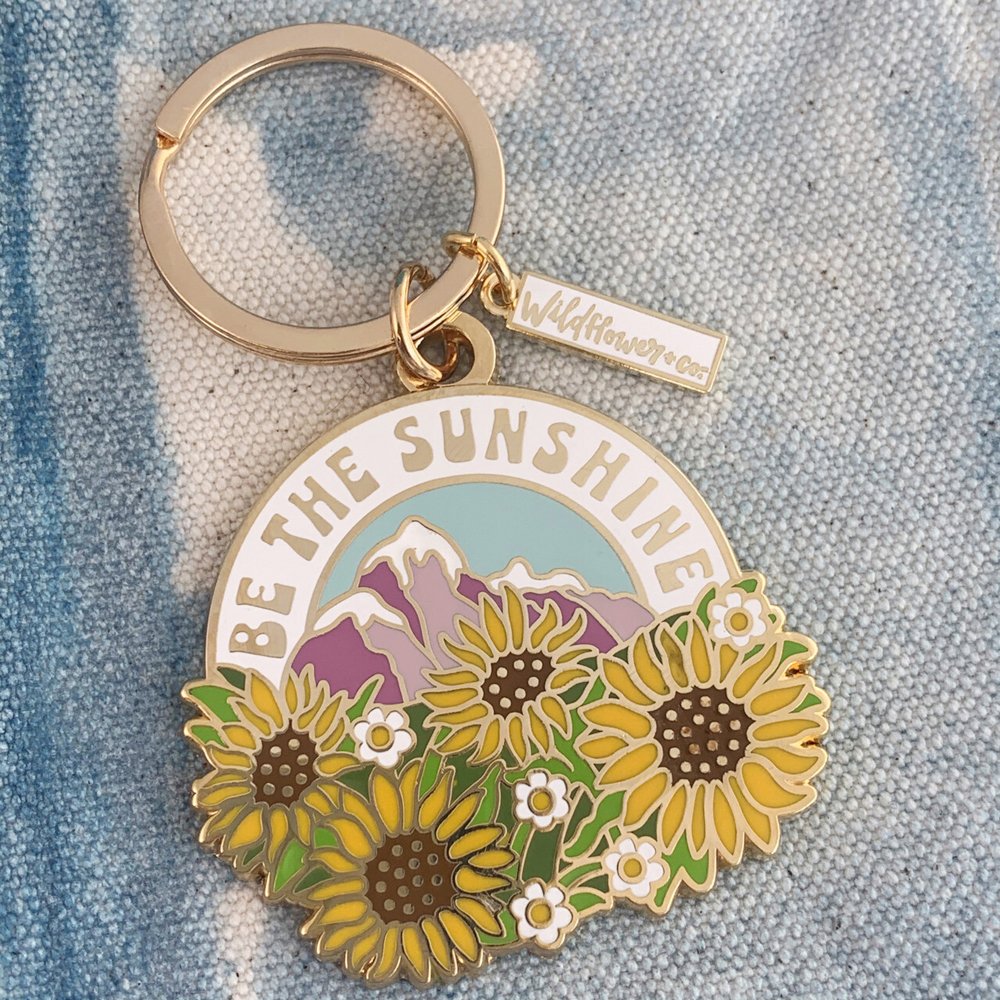 Custom Floral Metal Car Key Chain Pendants Key Tags Charms Custom Zinc Alloy Metal Flower Hard Soft Enamel Metal Keychain