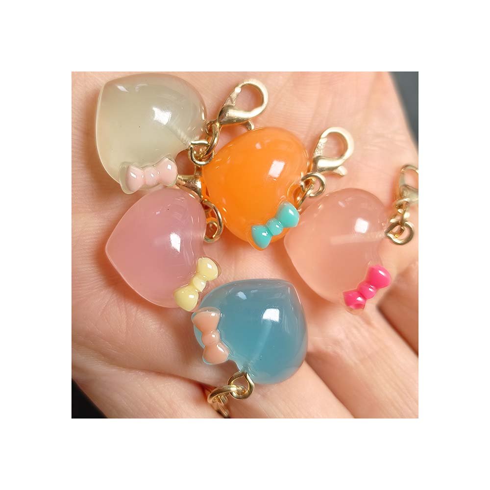 Transparent 20*30MM New Design Heart Cabochon Key Chains Cute Lovely Heart Pendant Keychains Car Key Accessories