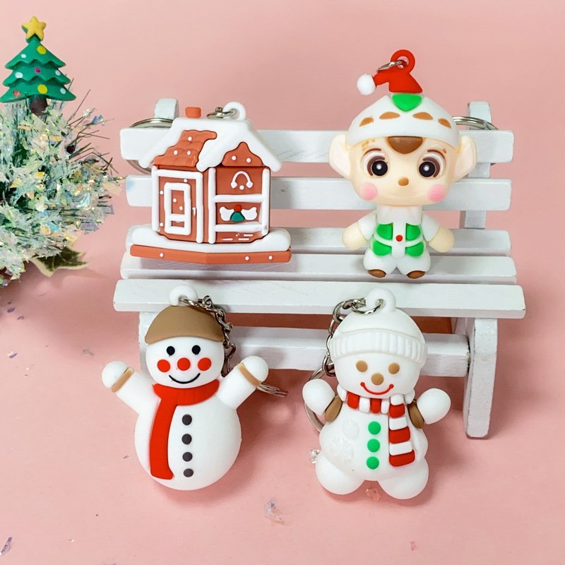 New Design Cartoon Christmas Gift Keychain Accessories Cute Christmas Doll Keychain Accessories Bag Car Key Pendant