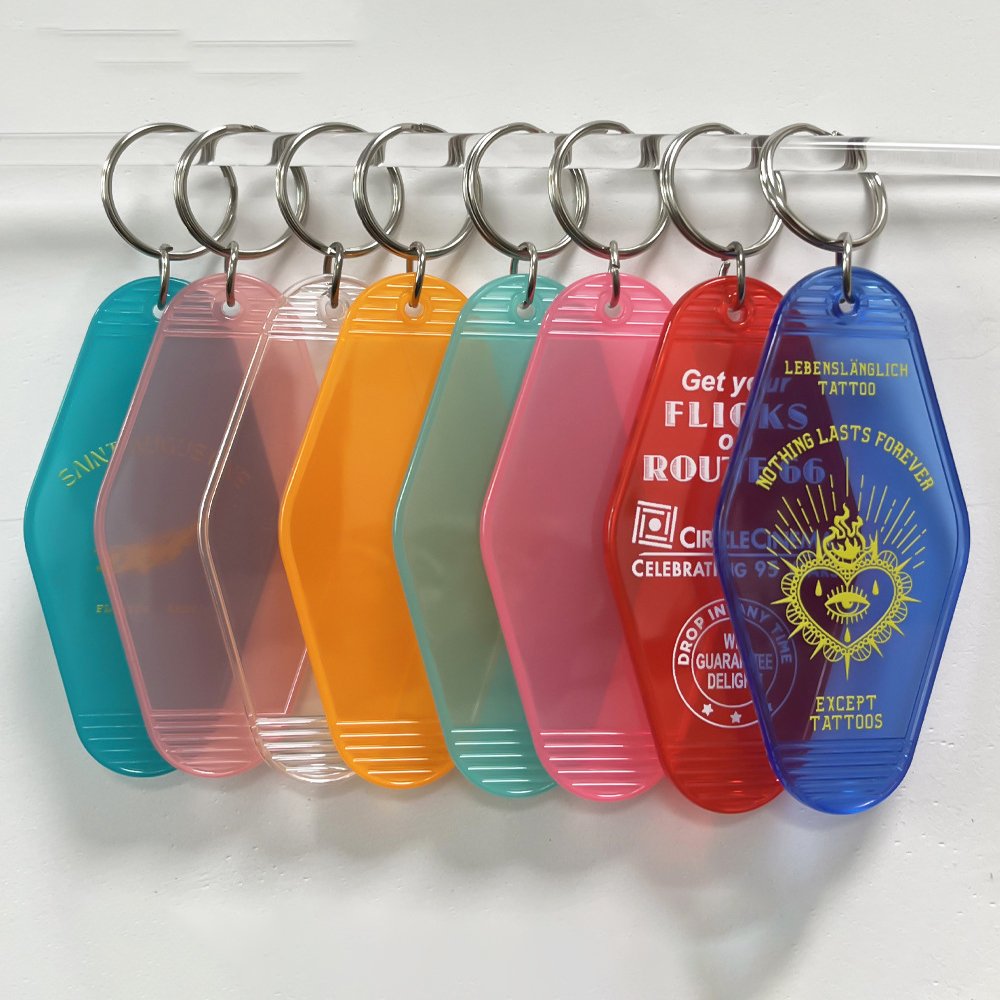 Custom logo Tag Promotional Blank Retro Motel Key Chain Custom Logo Popular Plastic Hotel Key Chain transparent charm Name Tags