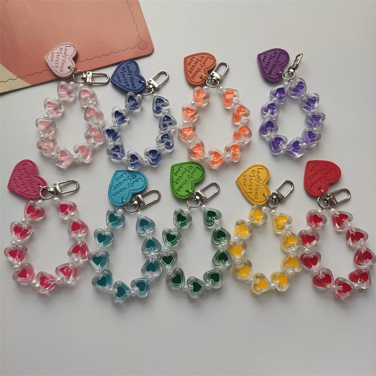Luxury Crystal Clear 3D Cute Love Heart Acrylic Bead Bracelet Keychain Car Charm Keyrings Women Bag Pendant Jewelry Accessories
