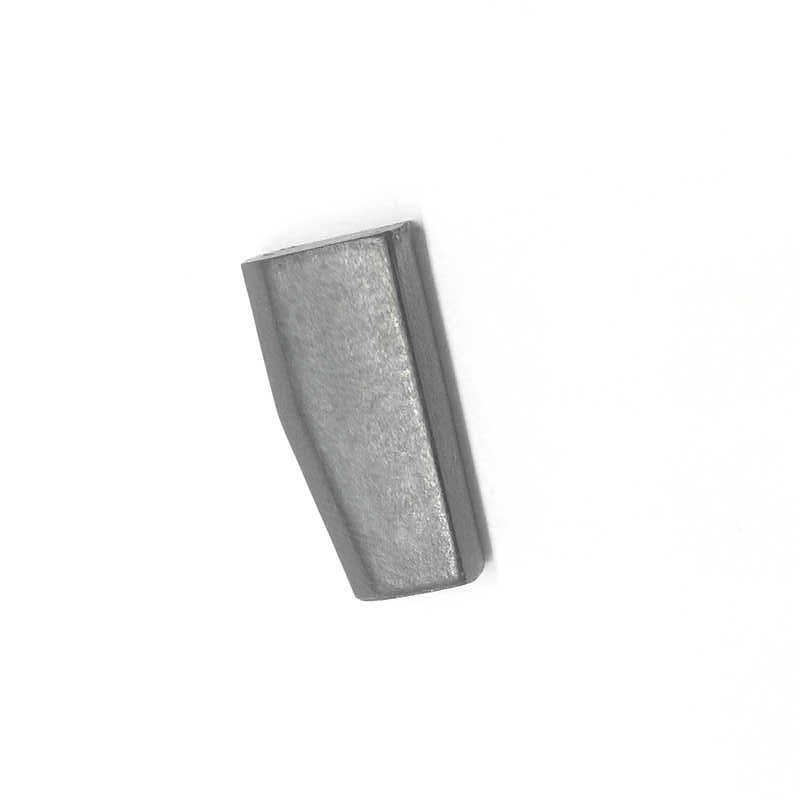 LKP-04 LKP04 Ceramic transponder chip Can Clone 8A chip for T-oyota H-key Blade 128bit For H Transponder Chip