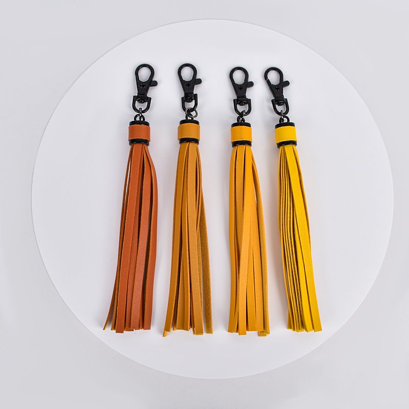 Popular DIY Bag Accessories 19CM PU Tassel Pendant Leather Tassel Keychain with Lobster