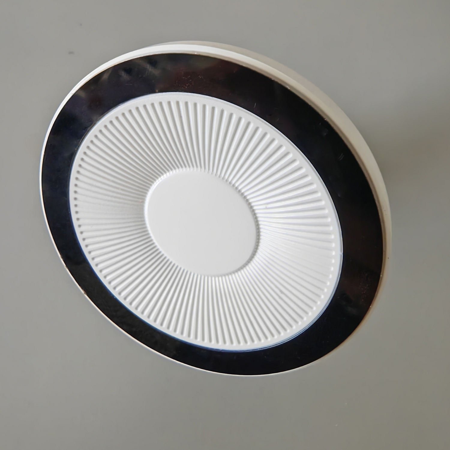 Good Quality Fashion Washable Nano Silicone Suction Cup Dashboard Car Mount with 17mm Ball Connector