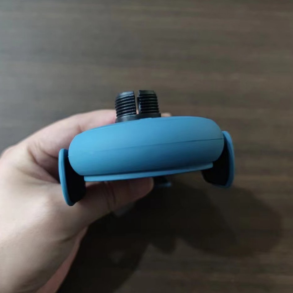 Factory Wireless Car Charger Optional Colors Intelligent Infrared Induction Dual-Use Vent and Instrument Panel car phone holder