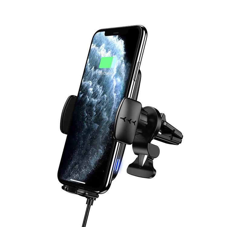 Trending 2021 Voice Control Phone Charging Stand Vent Mount 15W Automatic Smart Touch Sensor Wireless Car Charger for iPhone