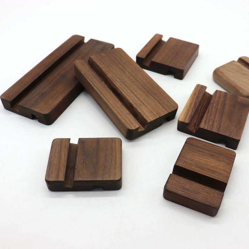 Custom Cheap Fit Cell Phone Tablet Stand Eco Friendly Beechwood Walnut Table Wooden Mobile Phone Holder for Desk