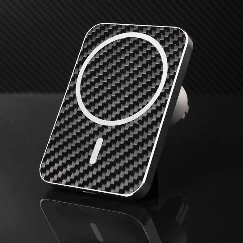 The new product is compatible with magnetic car charger safe navigation suitable for iPhone 12/13/14/15 PRO MAX