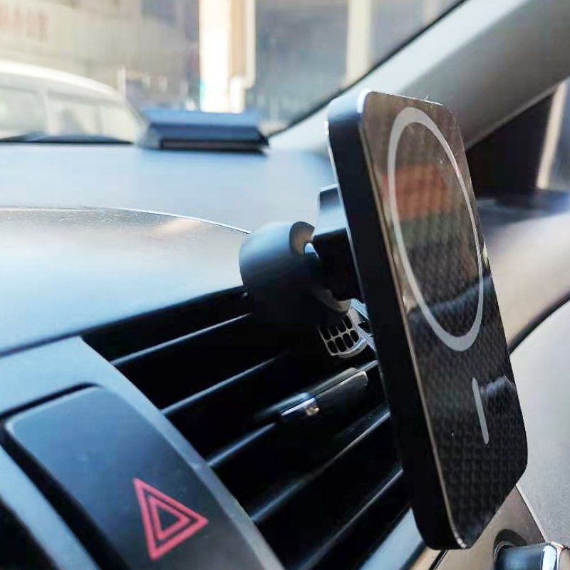 The new product is compatible with magnetic car charger safe navigation suitable for iPhone 12/13/14/15 PRO MAX