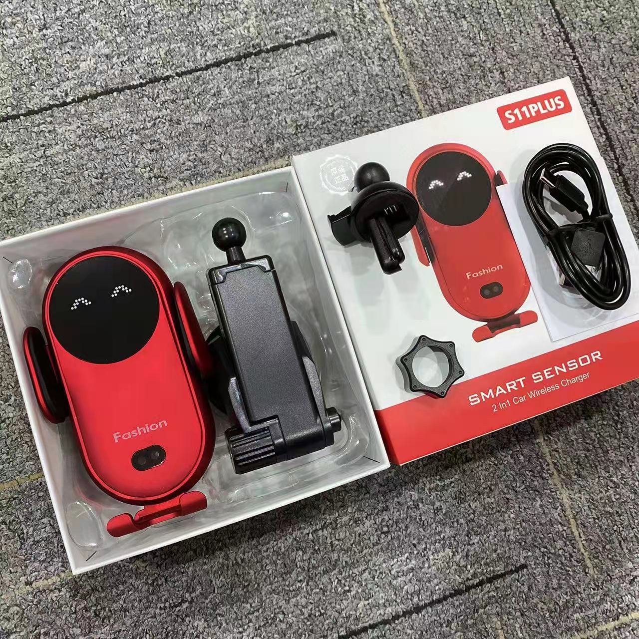 2022 Factory Wholesale Intelligent Recognition Charging Car Holder Wireless Charger Qi Car Wireless Charger For Smart Phone