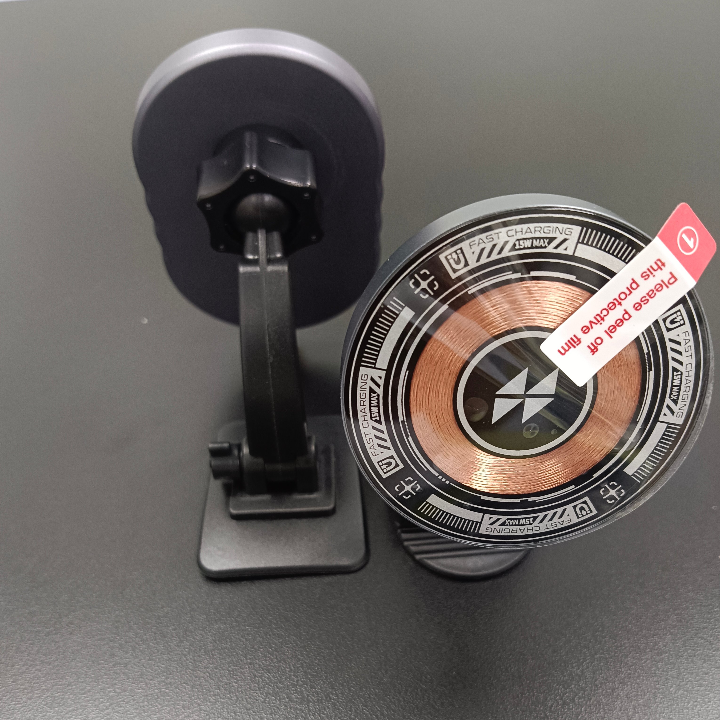 2024 Top Sales Magnetic Car Wireless Charger for iPhone 15 Pro Max 15W Punk Transparent Fast Charging Pad Mobile Phone Holders
