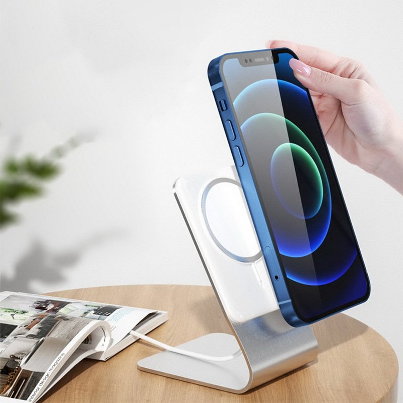 Metal Stand Holder Desktop Magnetic Wireless Charger Aluminum Holder Compatible with Apple For Magsafe Iphone 11 12 13 pro max
