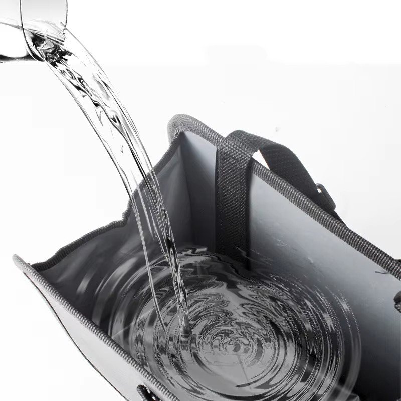 RTS 2025 Car Trash Can Car Trash Bag Bin Hanging Waterproof Automotive Car Garbage Cans Leak Proof Vehicle Trash Can Black