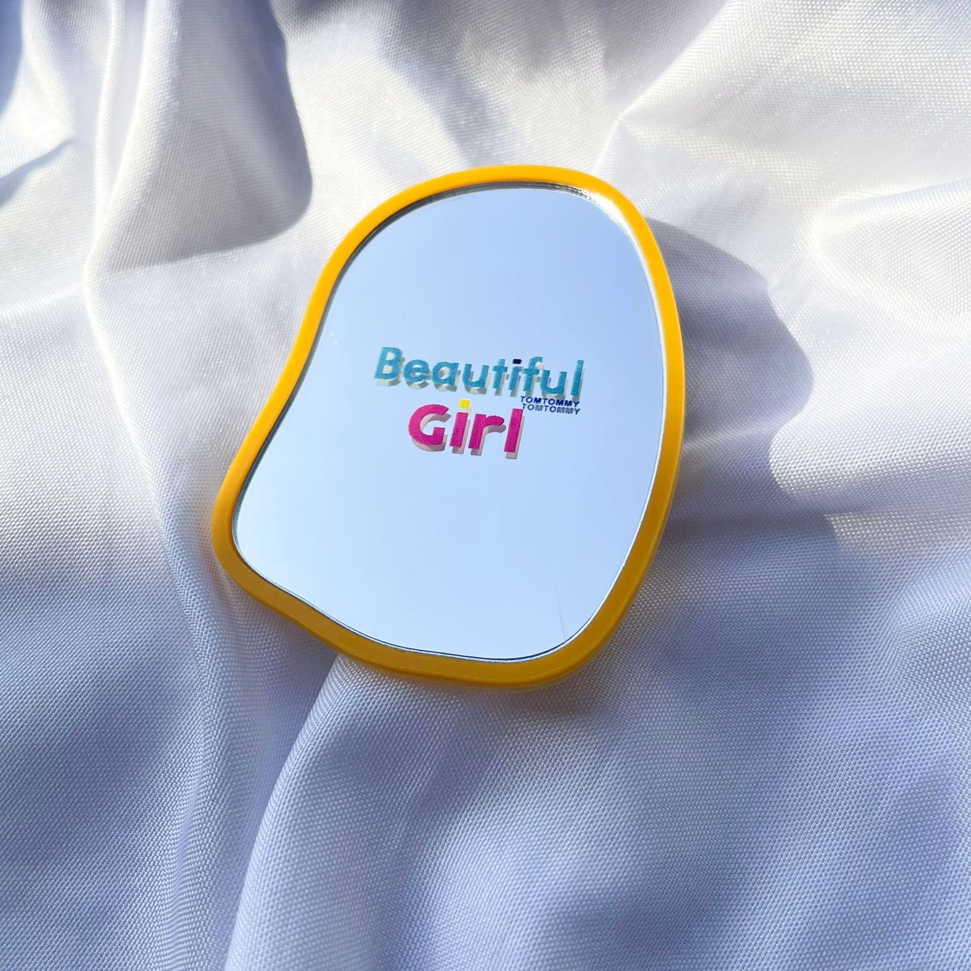 Special-shaped Mirror Lazy Mobile Phone Holder Retractable Folding Phone Bracket Transparent Opp Bag Cell Phone Holder for Desk