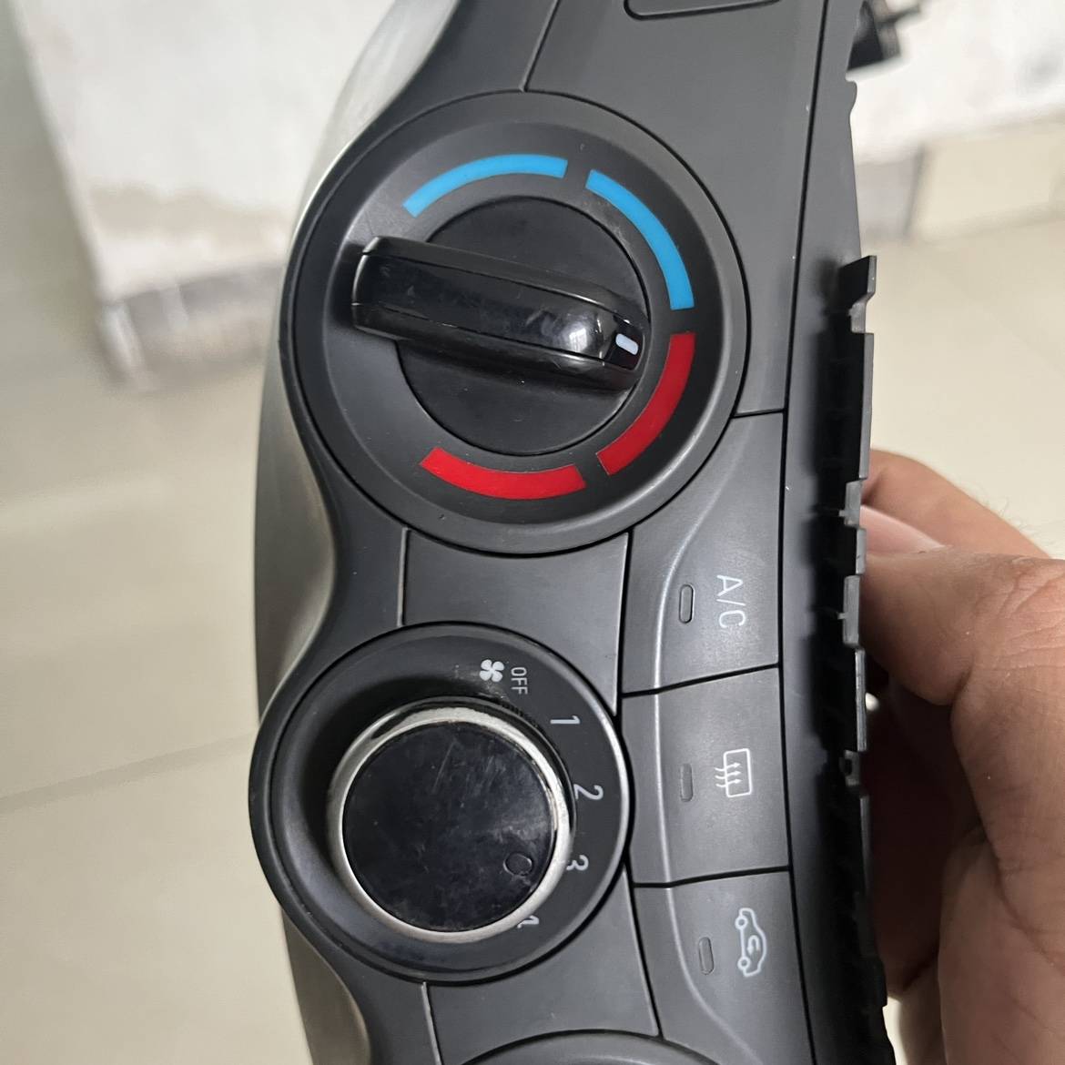 AIR-CONDITIONING PANEL CONTROL ON THE AC-HAND WIND TUNNEL LINE, NEW SAIOR 3 METER 15-18 CHEVLAND