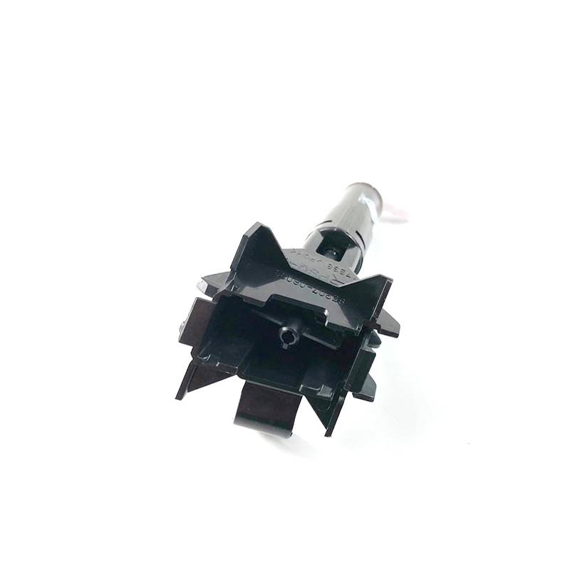 Application of Section 06-18, Camiery Large Light Splasher Nozzle Cleaner