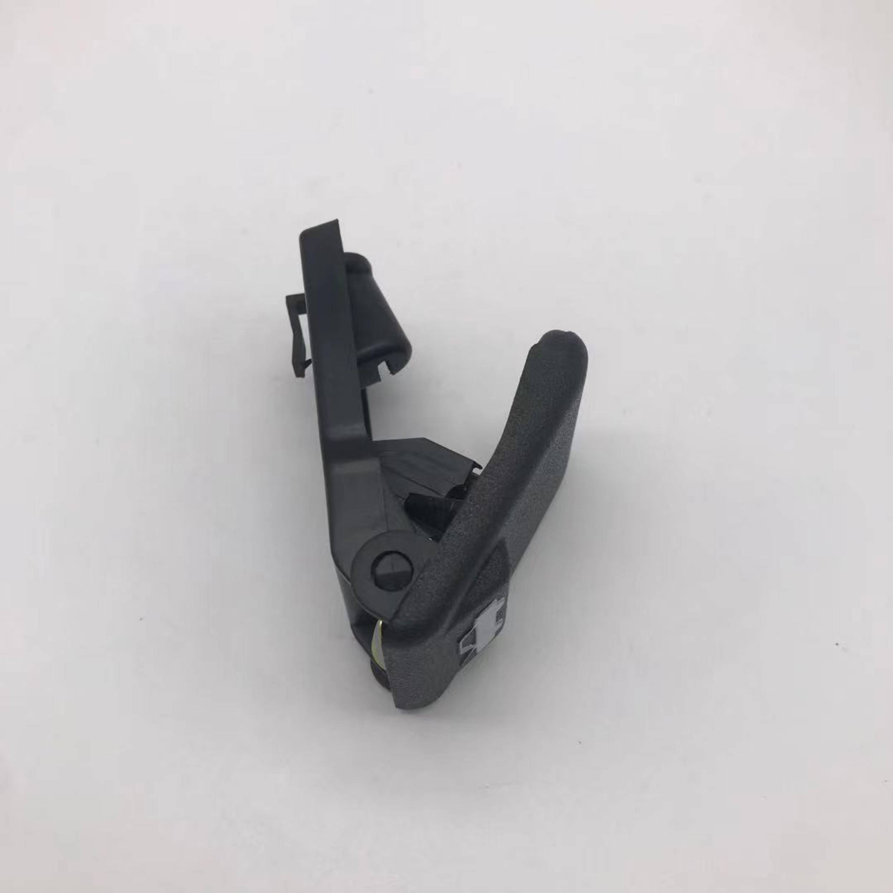 Cover with a lid mobile phone and buckle the hand cover, the hood and pull the front hand pull the front hand pull the hand