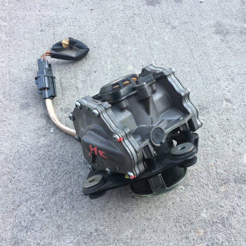 Mercedes -Benz S400L oil and electric hybrid system original vacuum pump W2221 vacuum booster pump brake split pump accessories