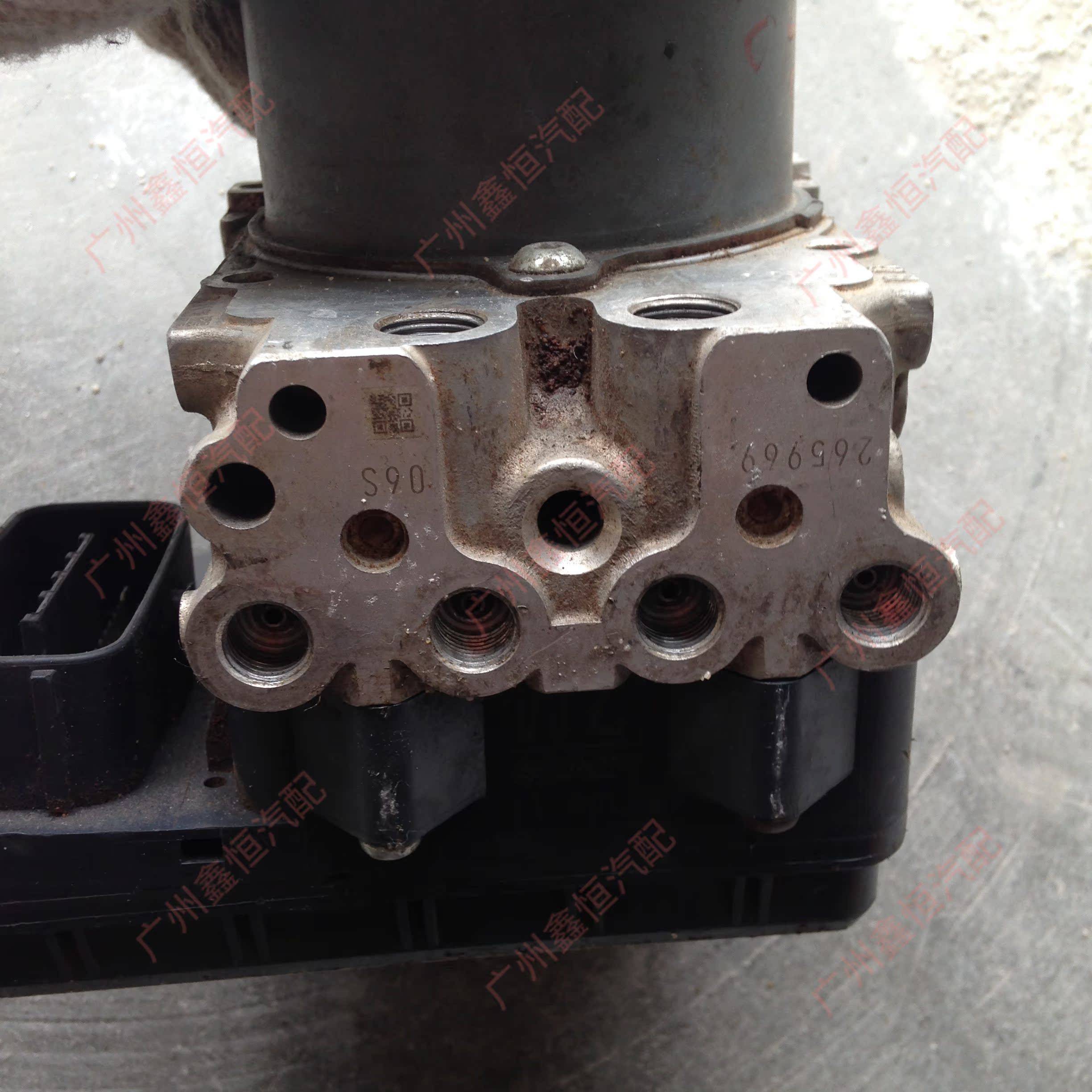 Original disassembly Toyota entire car accessories Camry ABS pump total pump pump brake brake system Jiamei RAV4
