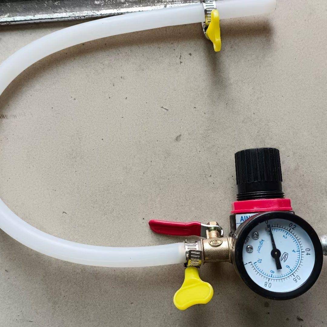 Auto water tank leakage tool cooling system leakage instrument water tank pressurized addter pressure meter set of auto repair insurance