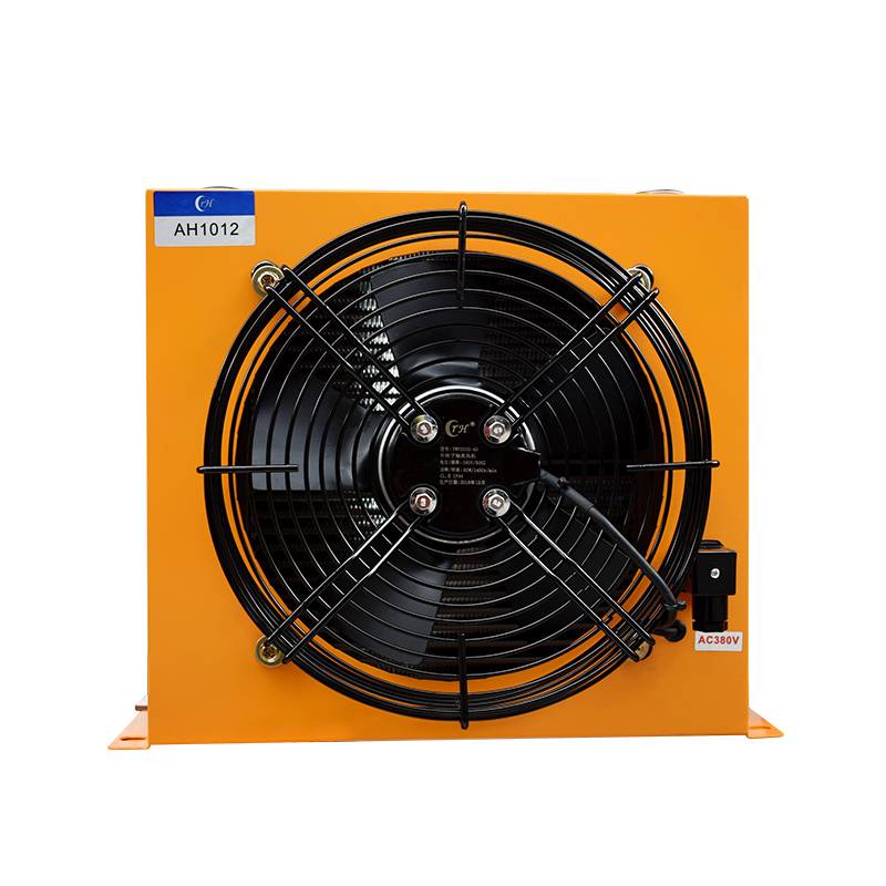 High-end hydraulic wind cooler mechanical hydraulic cooler dispersed along with the vehicle crane conversion tank system