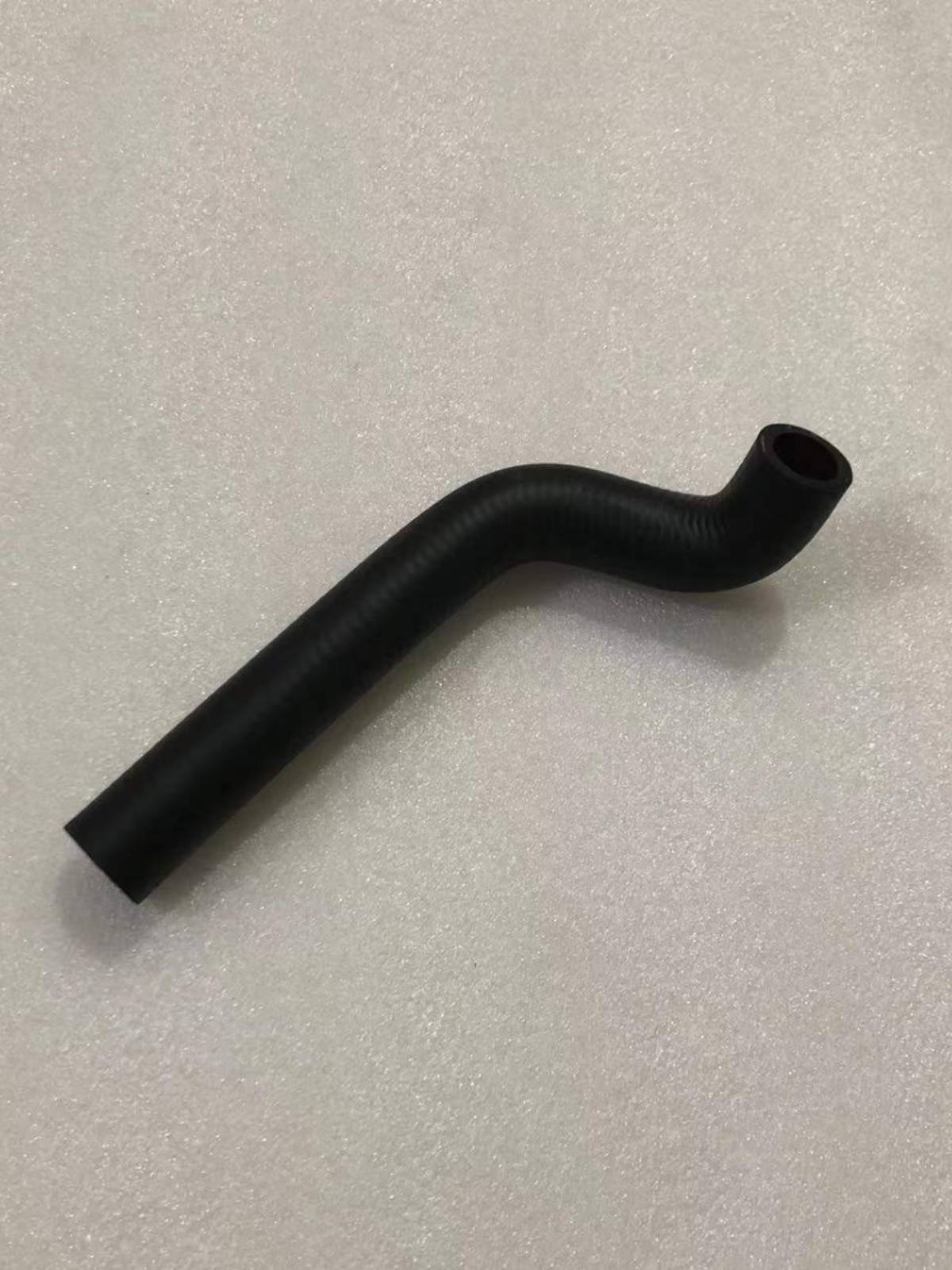 Pente's motorcycle Jinjira's original cooling system water pipe BD300-15 water tank in and out of small circulation channel