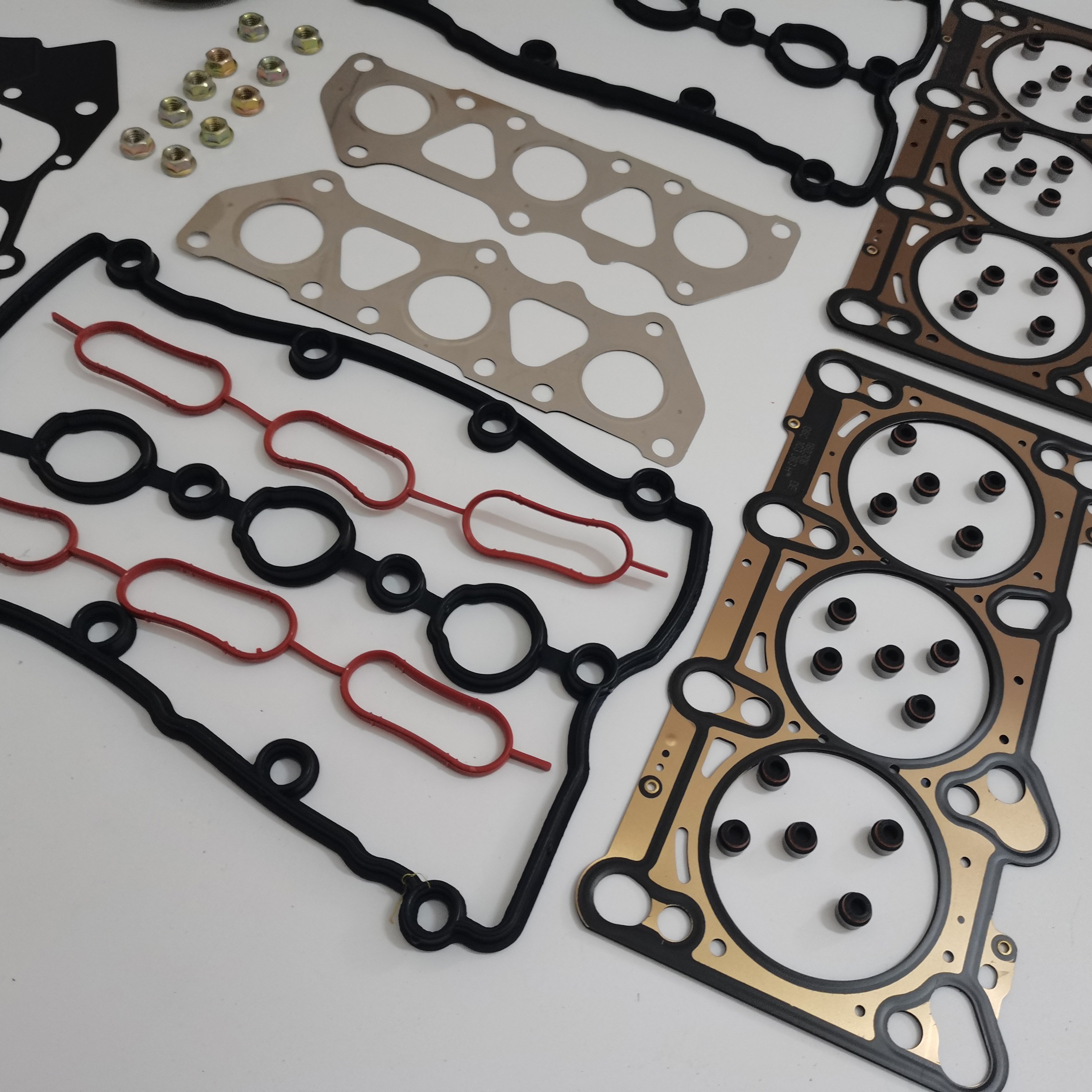 Auto Engine Spare Parts Overhaul Seal Repair Kit Cylinder Head Gaskets Kit for Mercedes Benz BMW Peugeot Land Rover Audi Citron