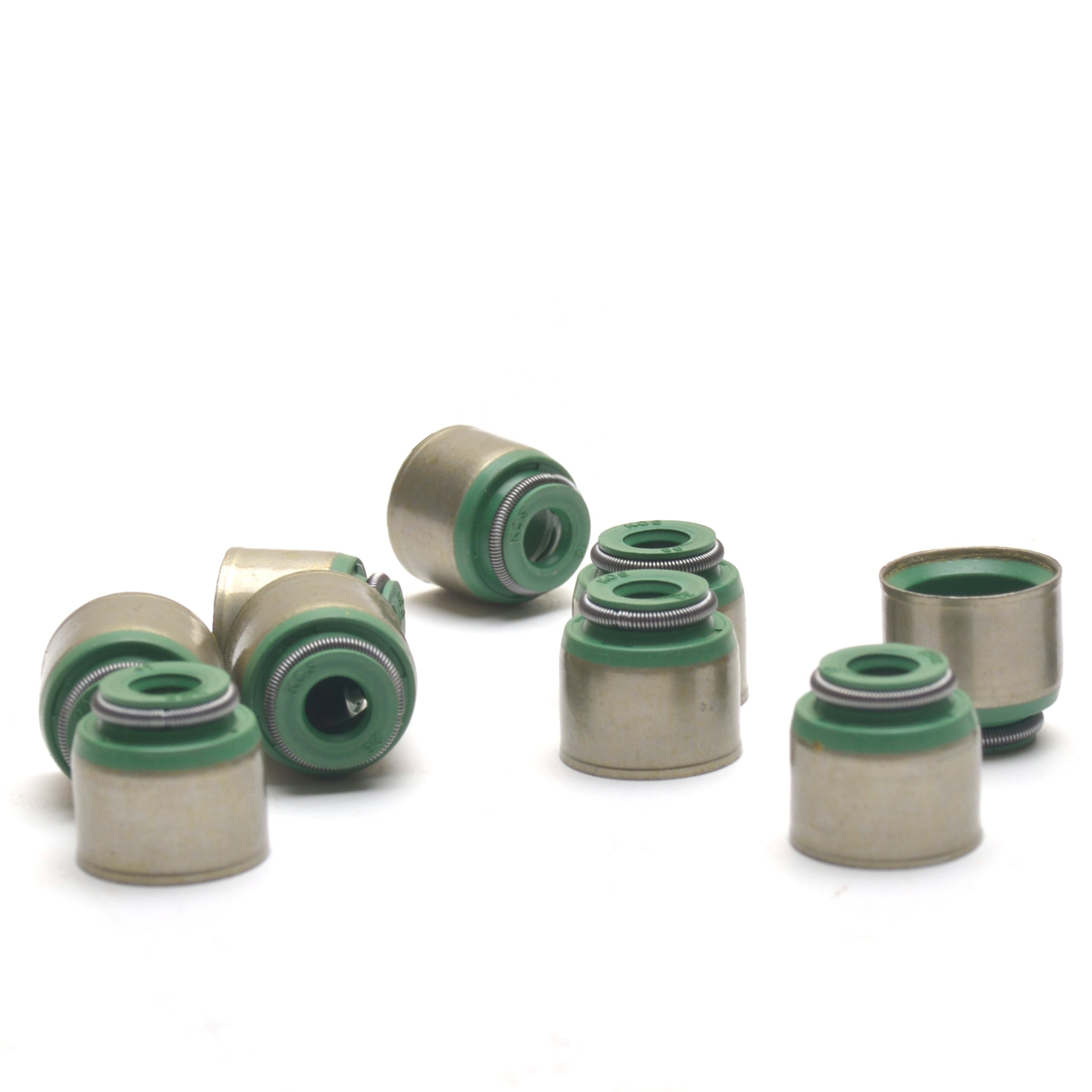 Genuine Mitsubishi OEM part Seal Valve Stem MD179175 Mitsubishi 4A90 4A91 4A92 3A92
