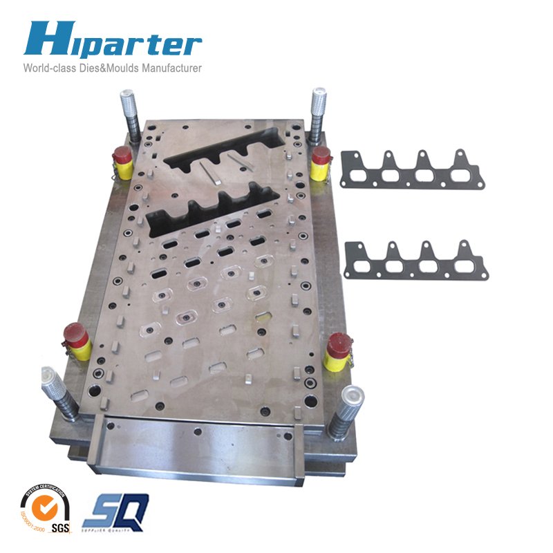 Auto Part Engine Cylinder head gasket progressive stamping cutting die mould