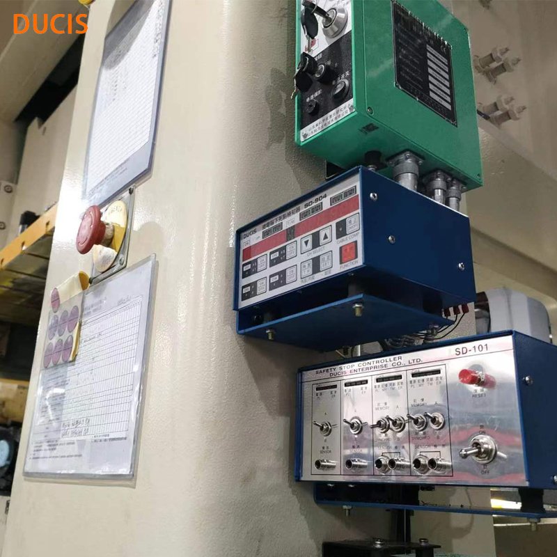 Error detector detect troubles due to feed or output errors during press work punch puncher backing-out punch