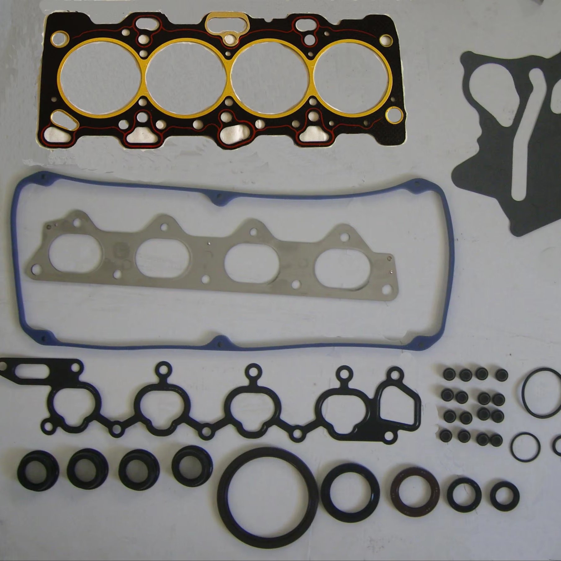High quality Auto Car Parts Complete Gasket Kit For MITSUBISHI Engine Overhaul Gasket Kit OEM MD973157