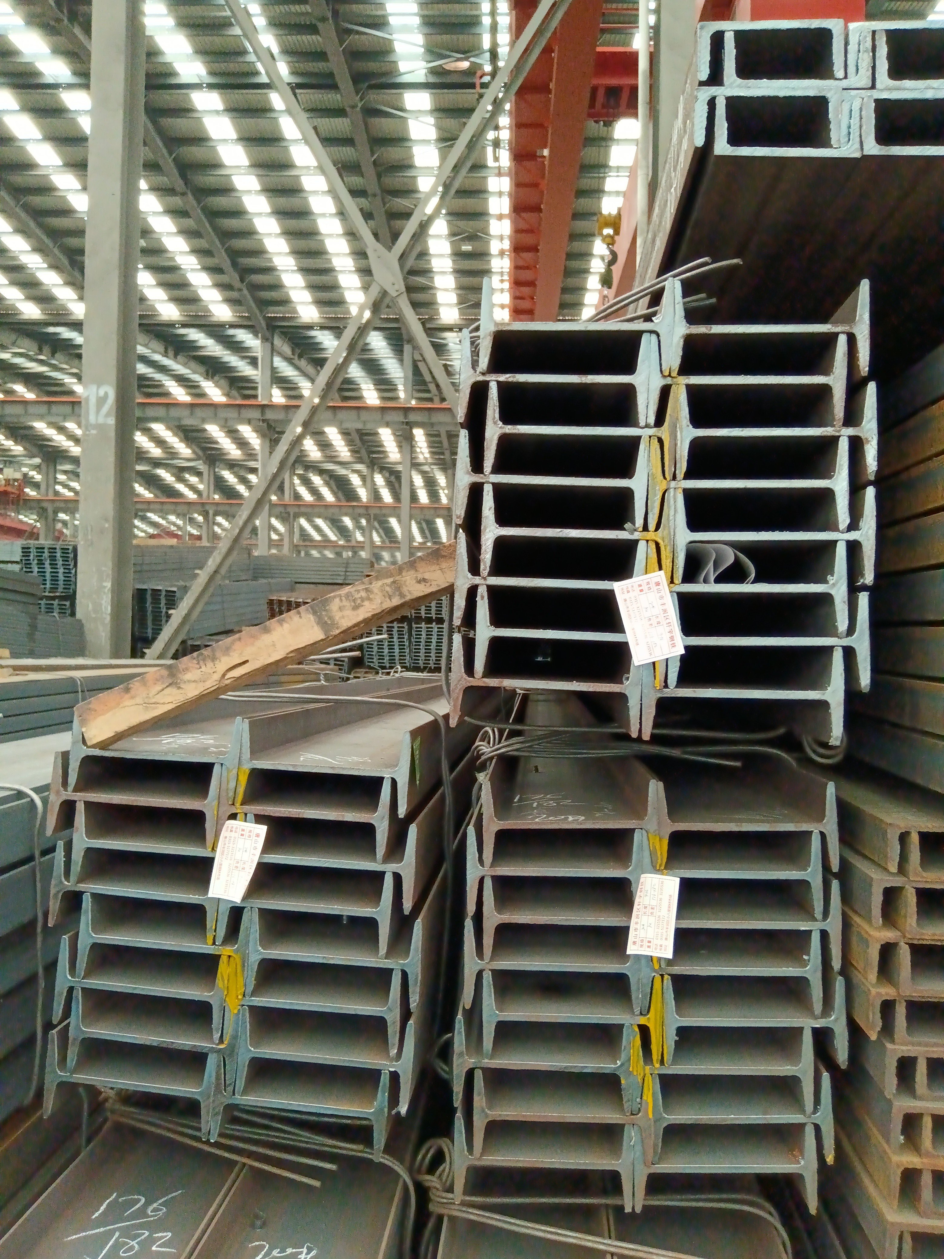 Cheap 200*150mm IPN 400 Carbon Steel I-Beam Price H HEB 300 Galvanized Steel H Beams