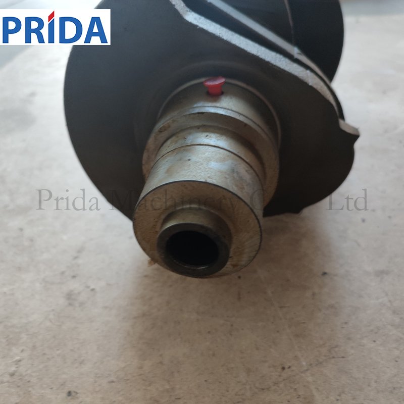 For Deutz Engines Compatible With F3L4L2011 1011 BF4M2011 Diesel Engine Spare Parts 4271639 Crankshaft For Deutz