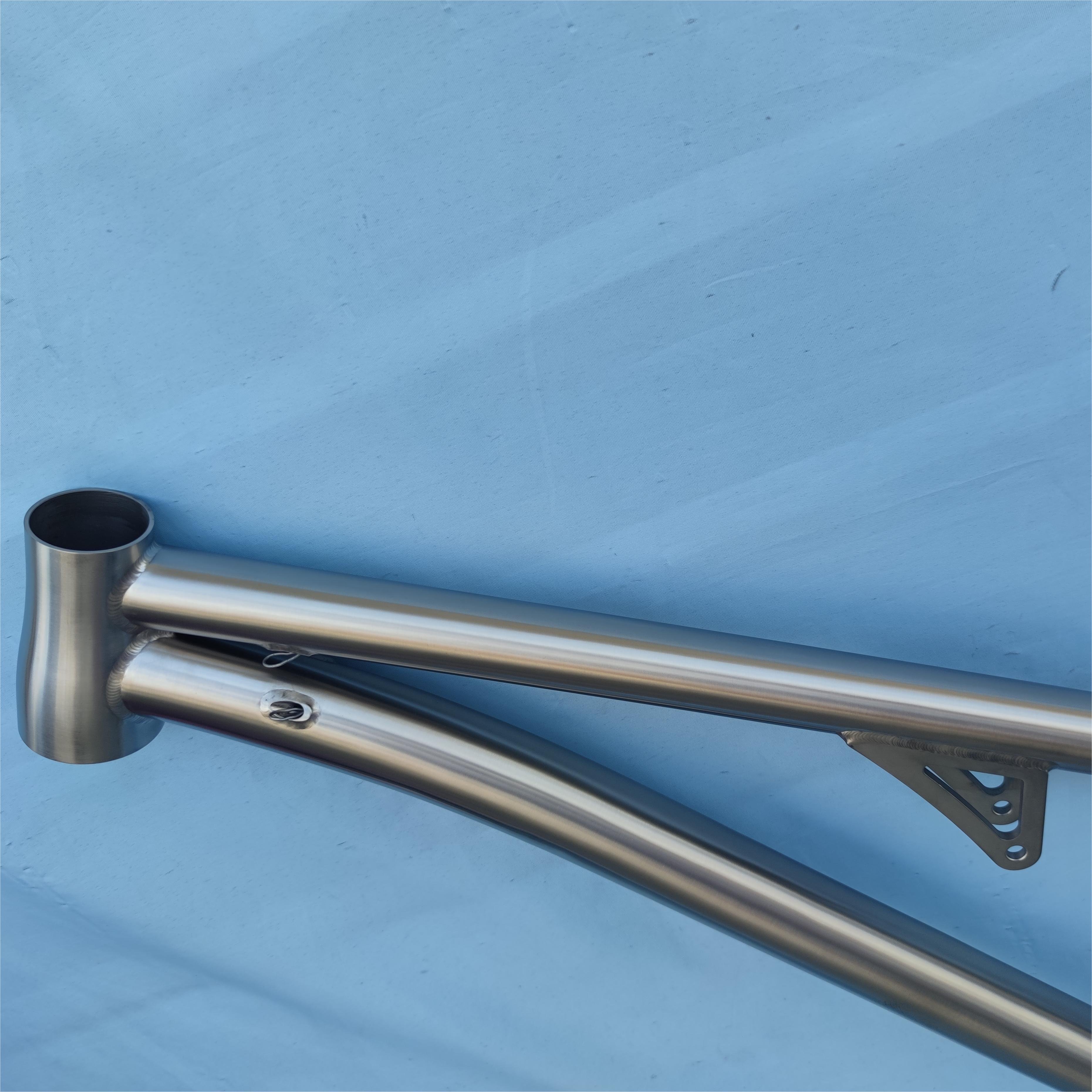 New Arrive Hot Sale 2024 Customized High end full suspension titanium bike frame MTB manufacturer