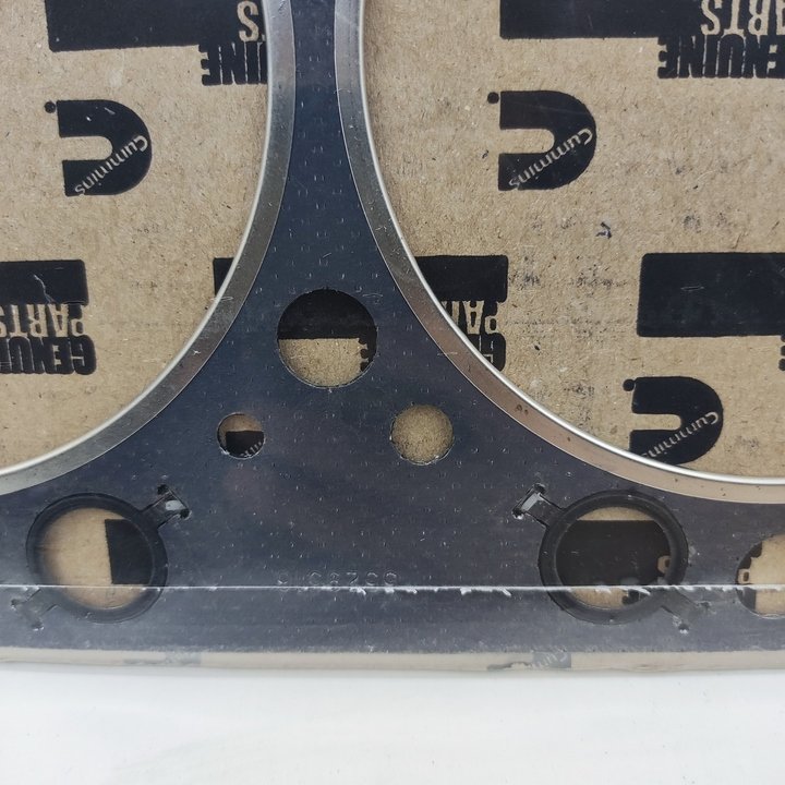Cummins engine cylinder head gasket cylinder head 3931019 3415501 5529516 for Komatsu excavator PC300LC-8 6D114 6CT