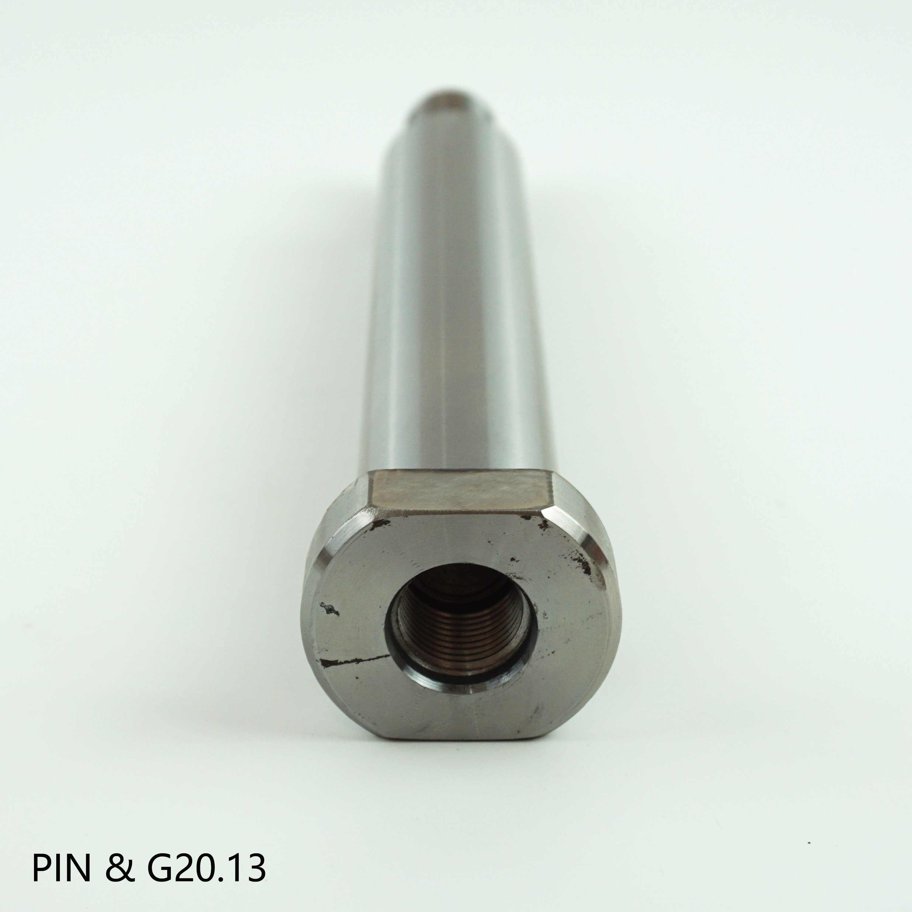 Railway maintenance spare parts Connecting rod bolt 2E31.04 and pin G20.13 for the PLASSER tampers 08-32 07-32