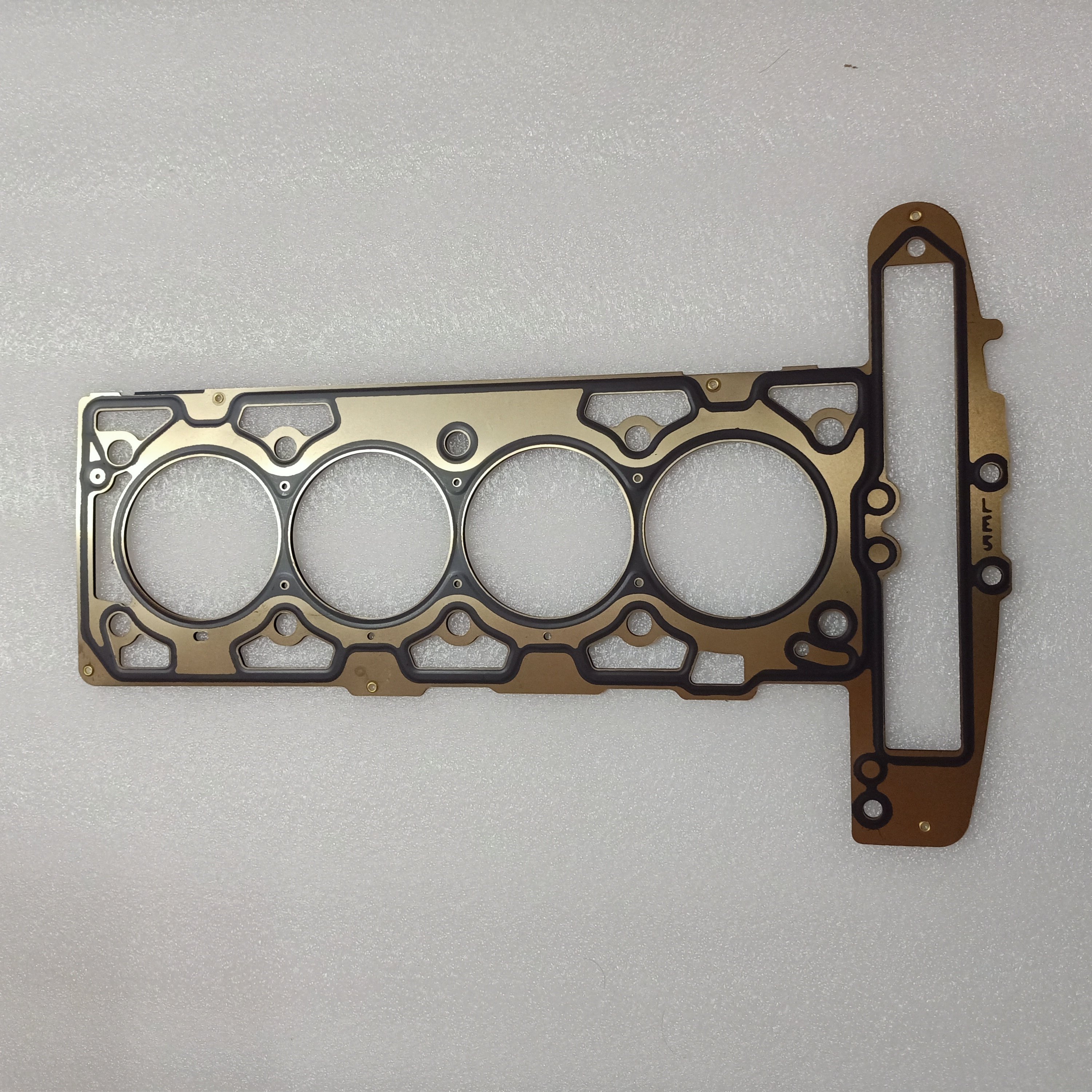 Factory Sale High Quality Cylinder Head Gasket 12589346 12597769 for Chevrolet Regal Opel 2.4L New Steel Car Parts Wholesale