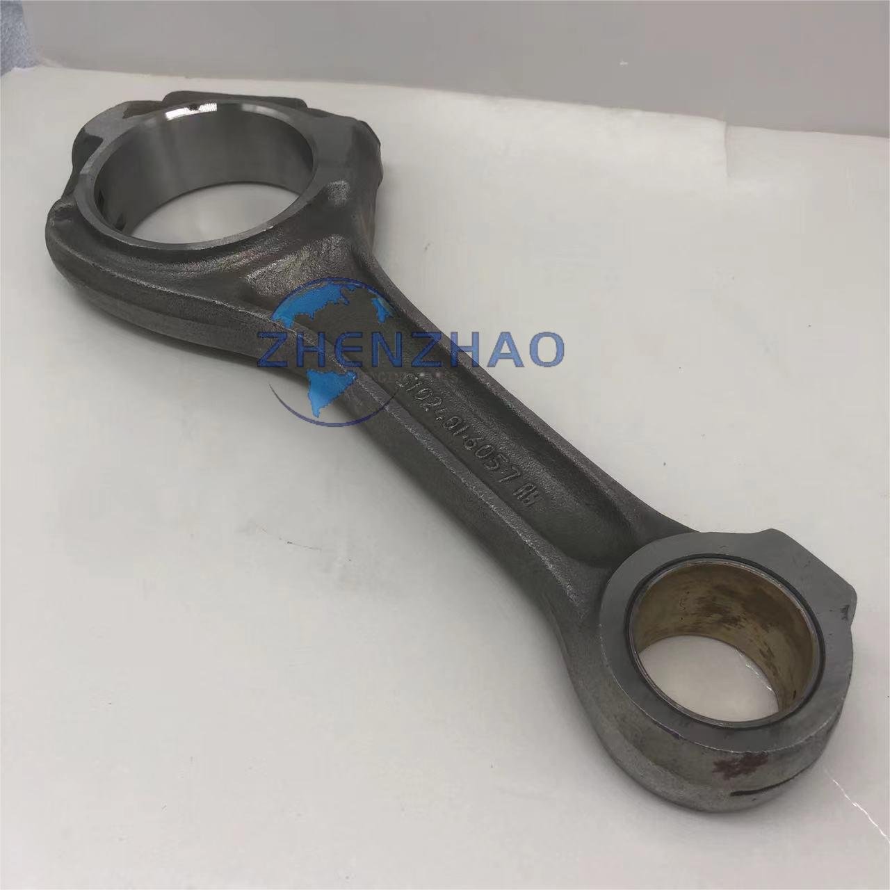 Durable PU126Ti Engine Spare Parts D2366 Connecting Rod DE12 Engine Con Rod For Doosan