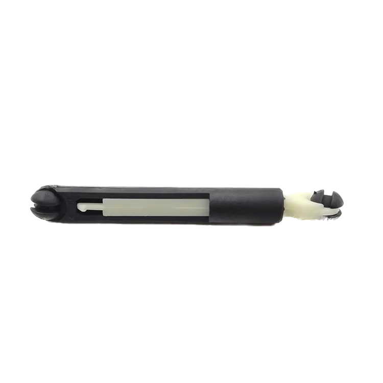 Suitable for repairing the front cover lock accessory of Ford Focus II Mk2 4M5AA16B970AB 1355231 3M5A87004820AA