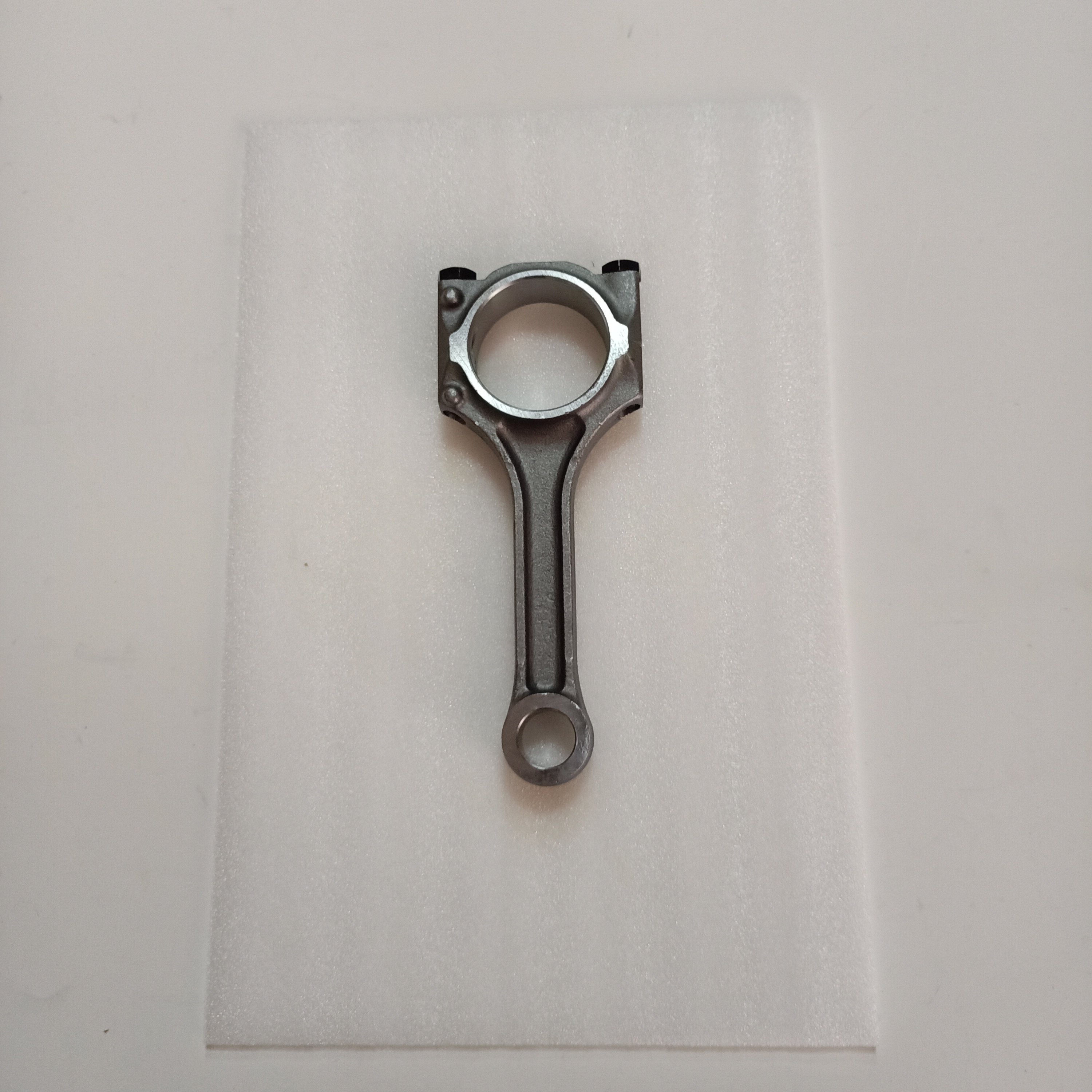 Engine connecting rod suitable for Chevrolet Aveo 1.6L 1.4L OEM 94580740 5492799 96351922 A90281724