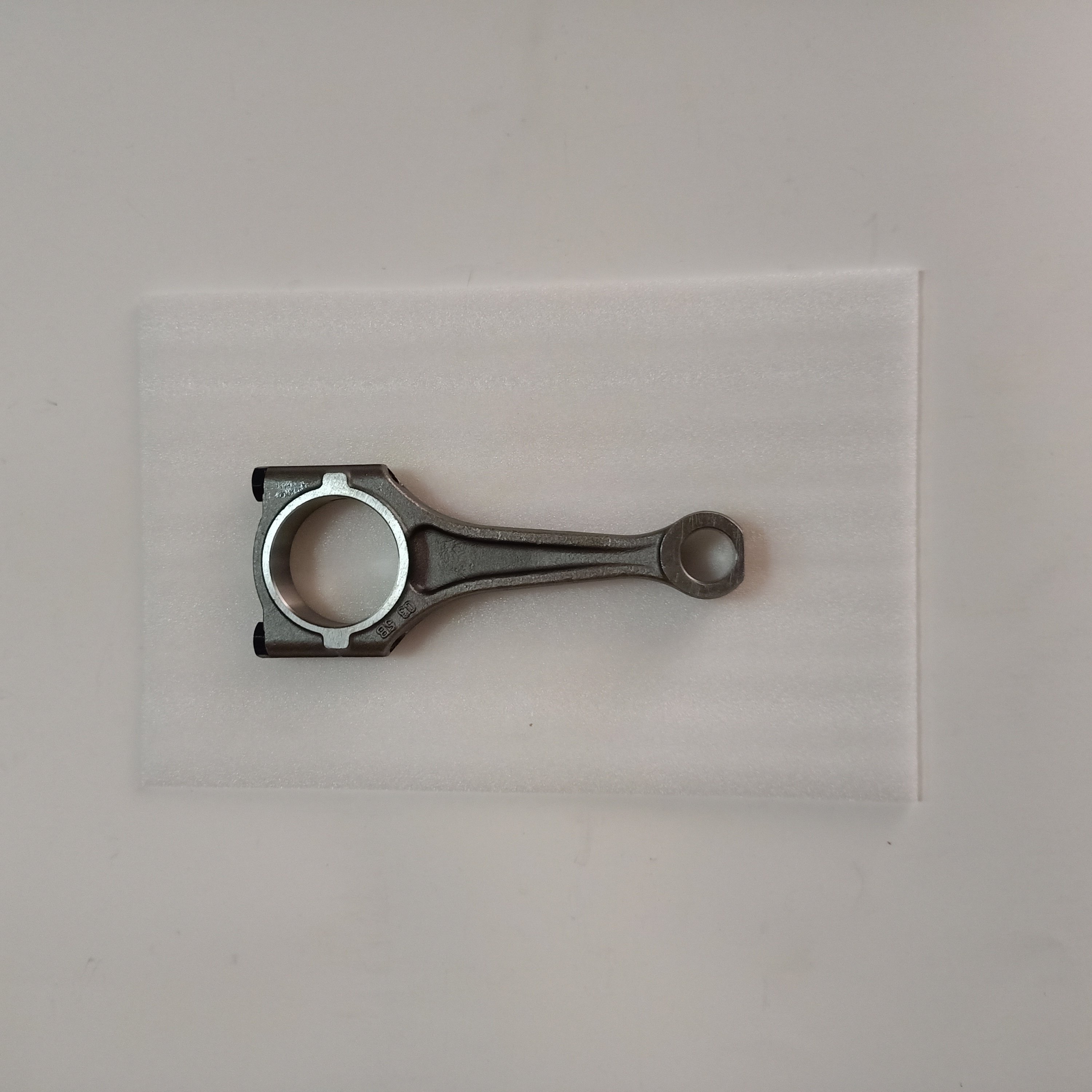 Chevrolet Captiva Engine Parts 92068155 Series Connect Rod OE90530452 OE92068155