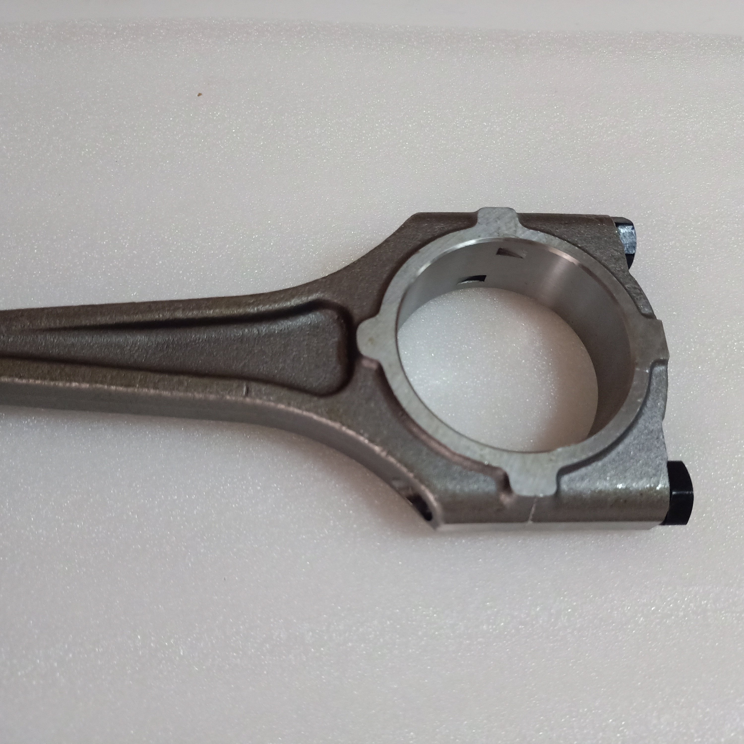 Chevrolet Captiva Engine Parts 92068155 Series Connect Rod OE90530452 OE92068155