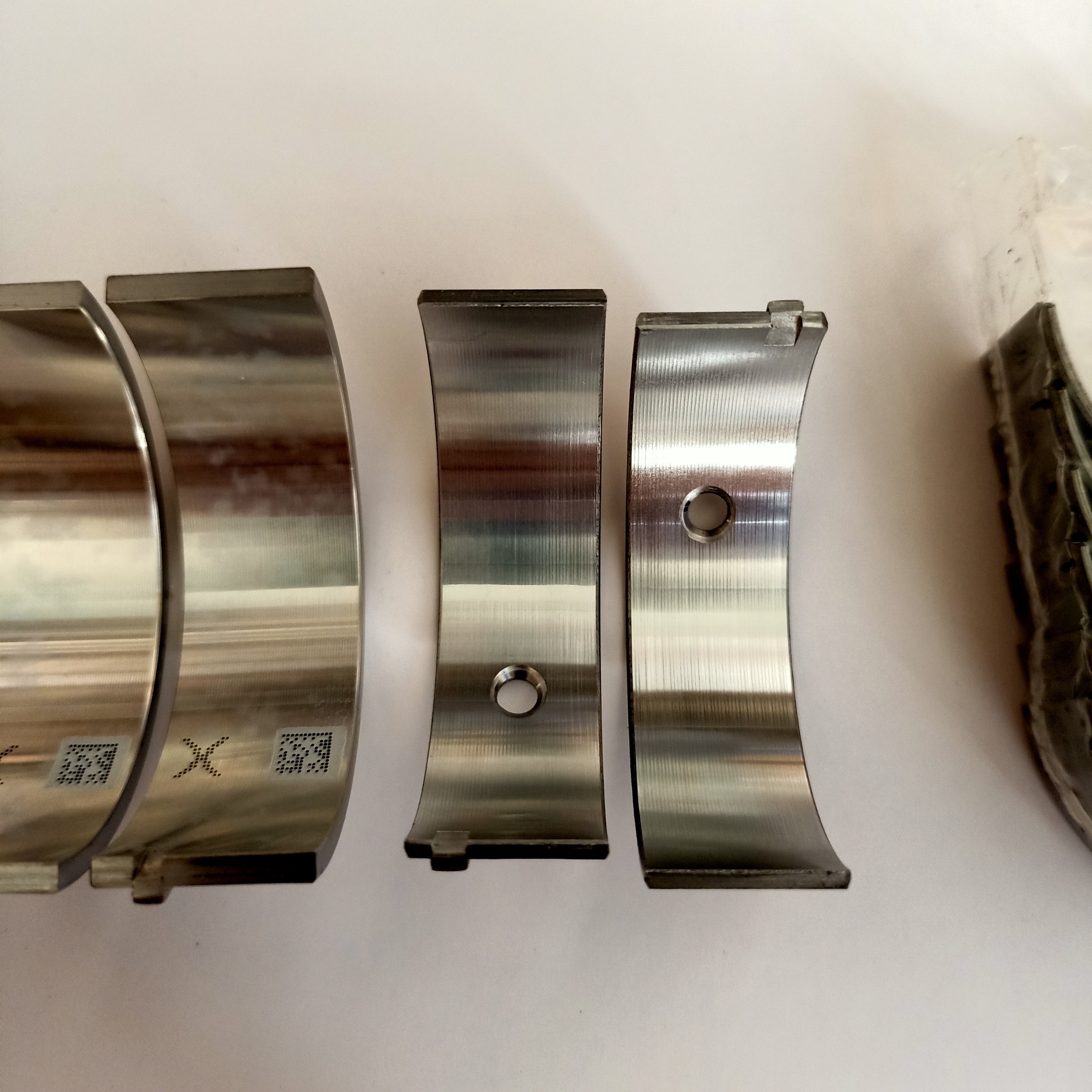 The connecting rod bearing assembly is suitable for Daewoo Vauxhall Buick Chevrolet Sail Cruze Avio 93744930/93184458/93742707