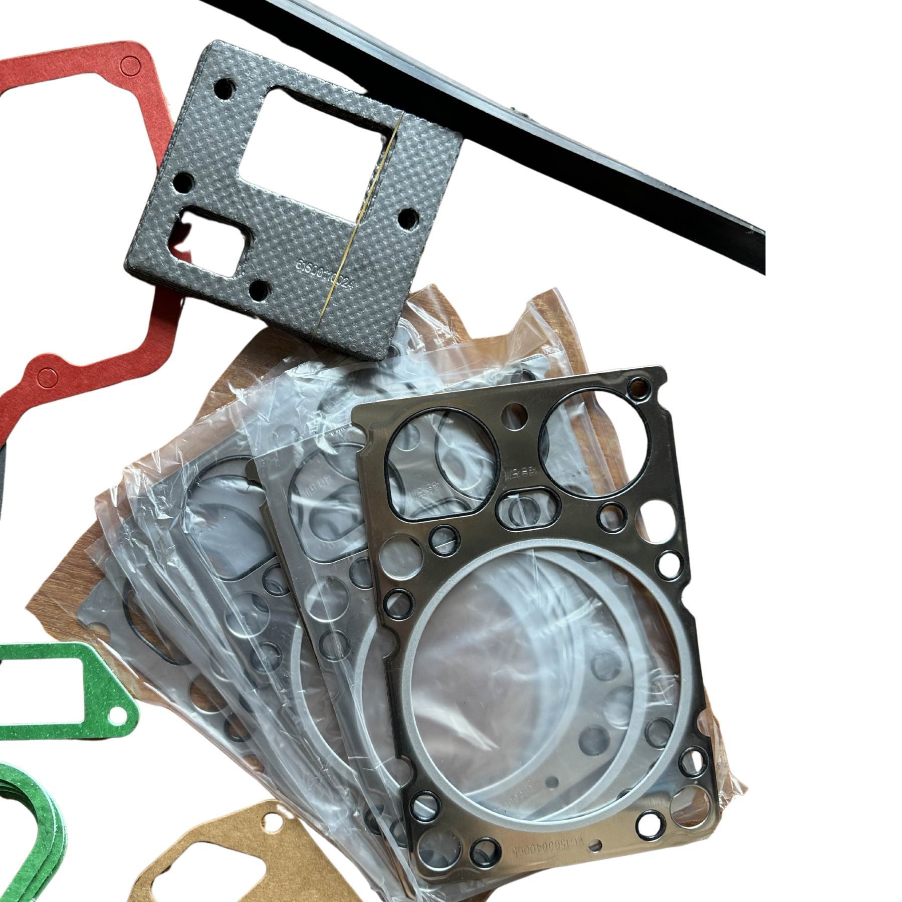 Sinotruk HOWO Truck Spare Parts Engine Accessories Manufacturers Direct Sale Engine Repair Kits Cylinder Head Gasket