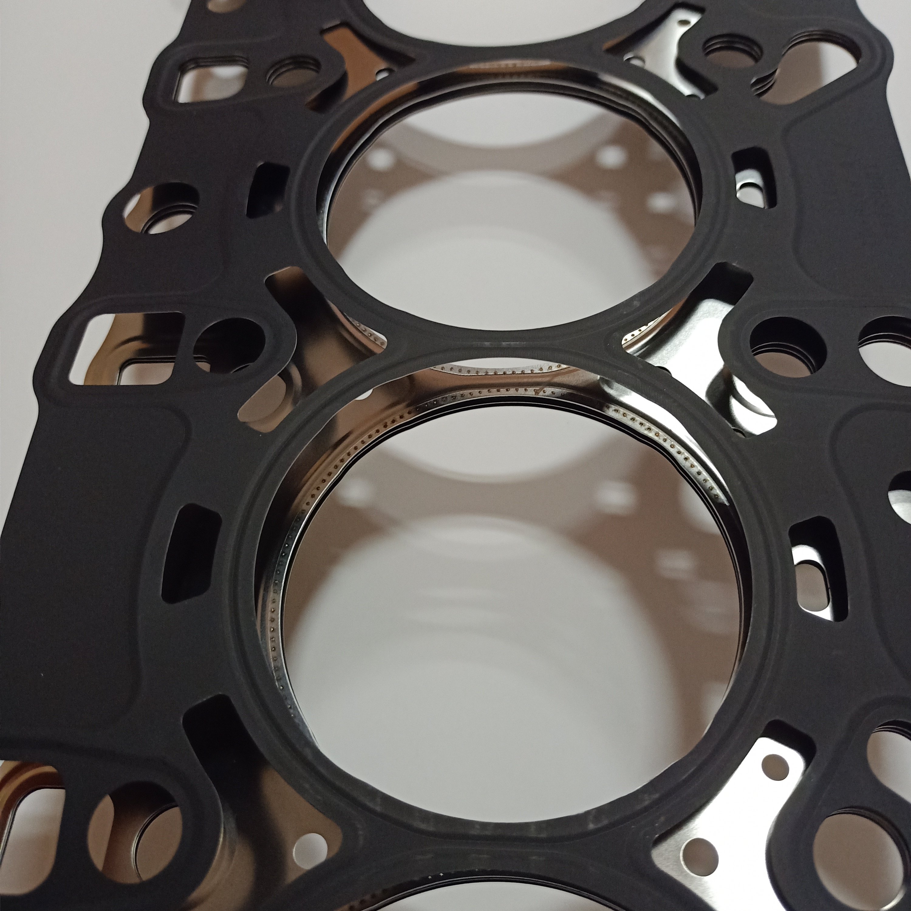 Engine Cylinder Head Gasket Kit 12681524 12681523 12654991 12663440 Compatible Malibu Cruze Spark Truck