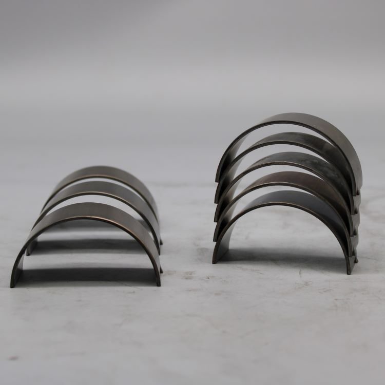 China Factory Original Auto Engine Parts Isde Connecting Rod Bearing Hidrojet Engine Parts Connecting Rod Bearing For 4893693