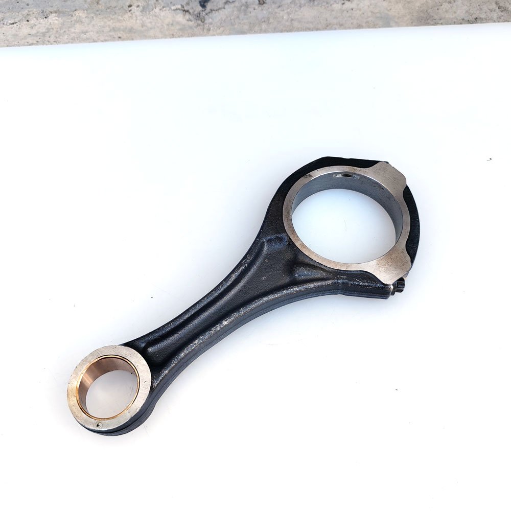 Stock Genuine Con Rod Connecting Rod for Mercedes-Benz OM642 Sprinter S, C, R, G, E-Class - 3.0CDi