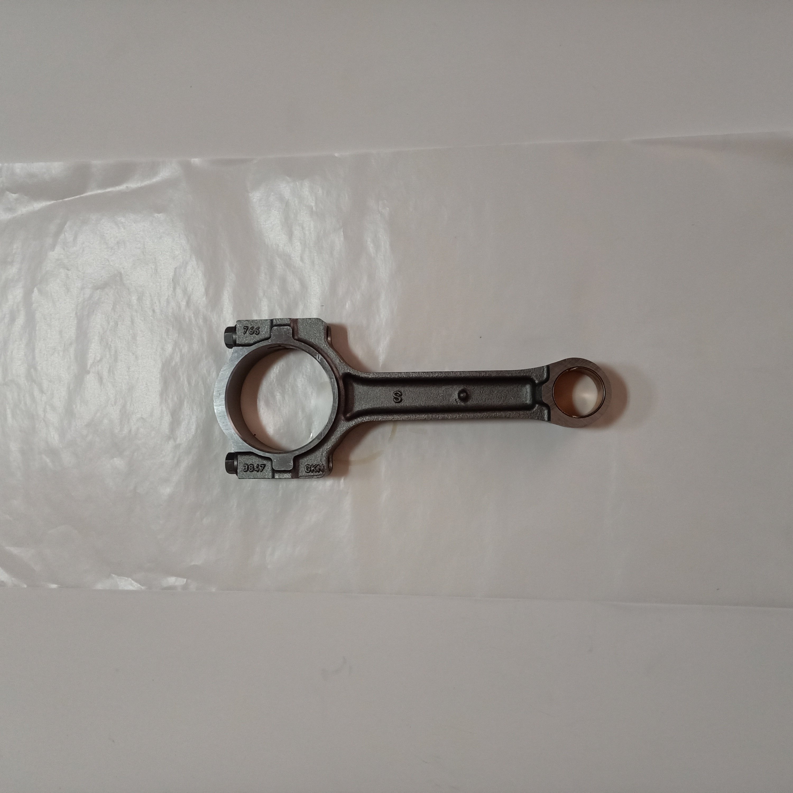 Floating pin connecting rod with bushing for 1997-2013 Chevrolet GM LS2 LS3 IV generation 5.3L 6.0L 6.2L 12577583 12617570