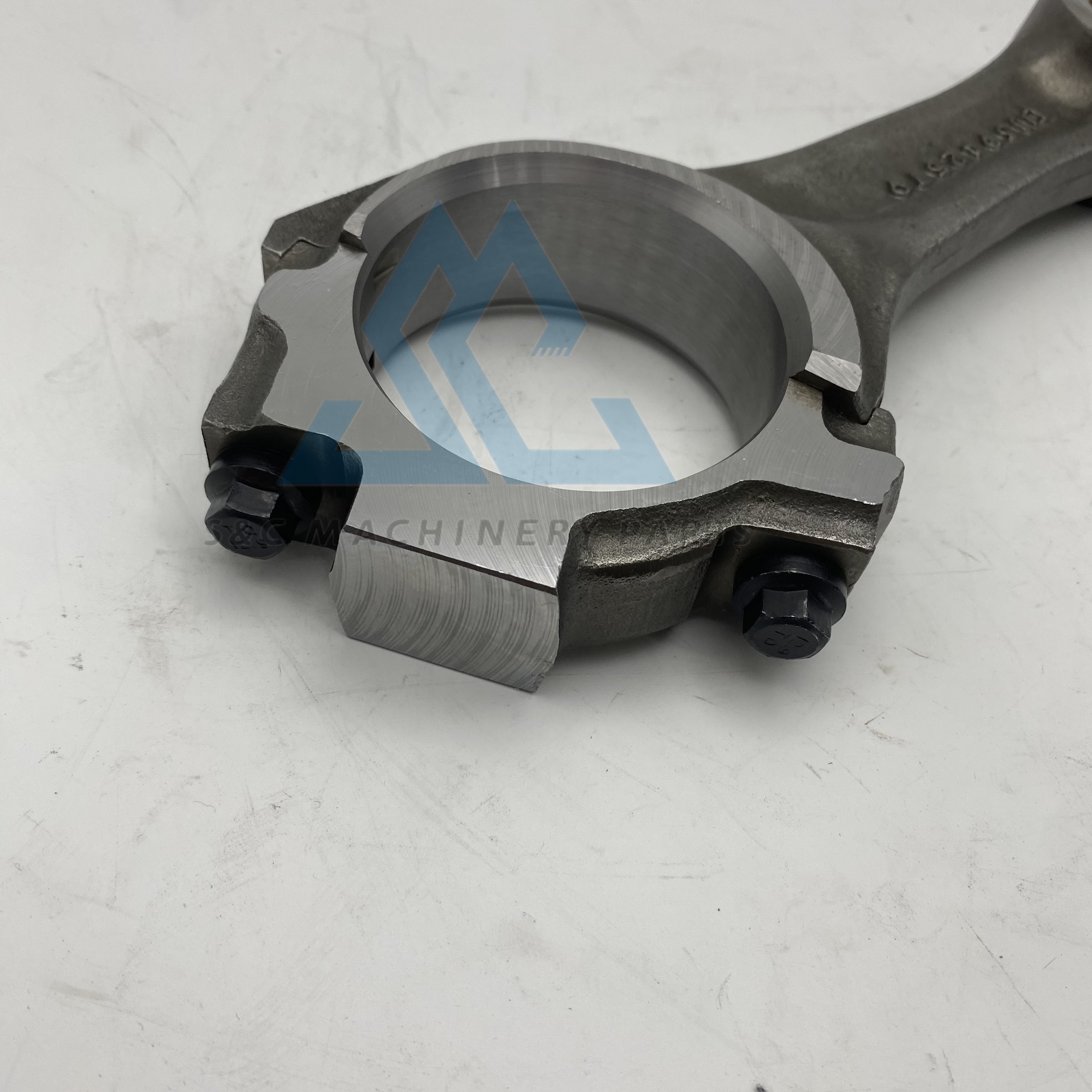 6BT 4BT ISF3.8 6D102 6D107 diesel engine connecting rod 3901569 3925232 4943979 3942581 3901568 3942579